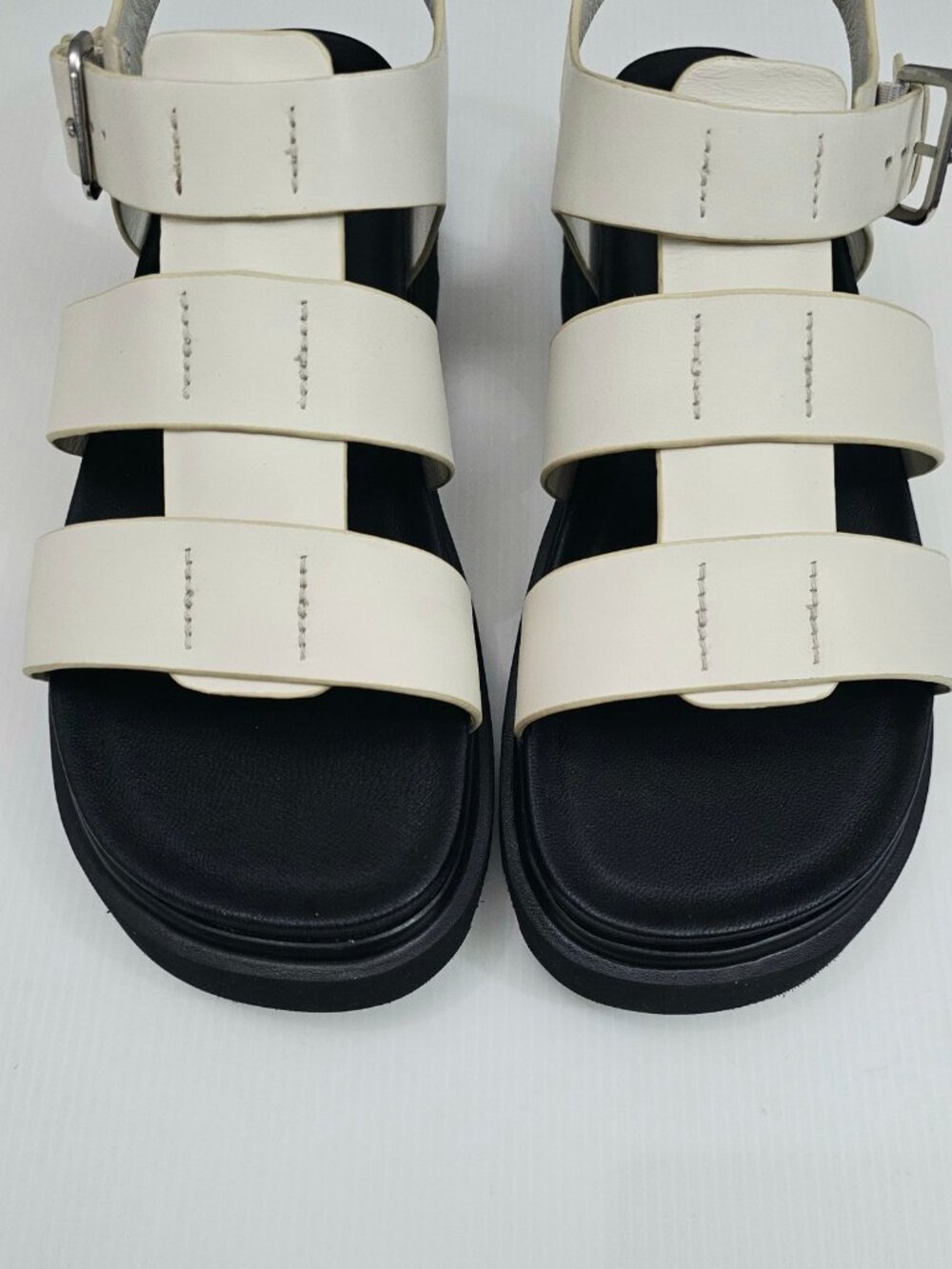 UGG Capitelle Fisherman Platform Sandal Womens 12 Ivory Cream Chunky Lug Sole - Picture 5 of 15